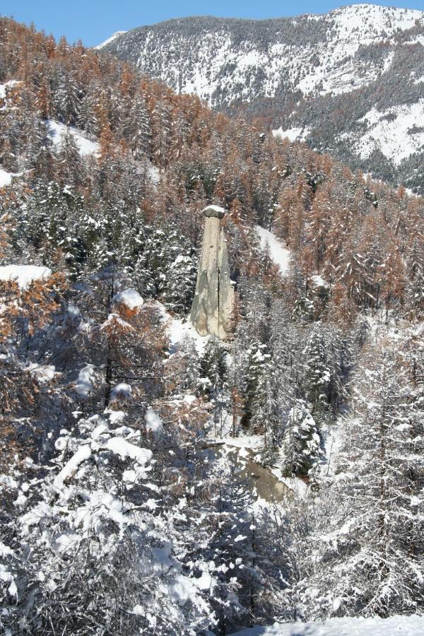 Hotel Le Chamois Logis Molines-en-Queyras Exterior photo