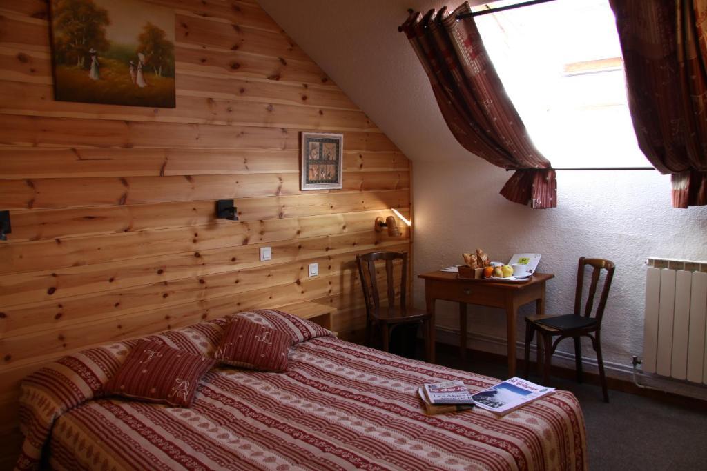 Hotel Le Chamois Logis Molines-en-Queyras Room photo